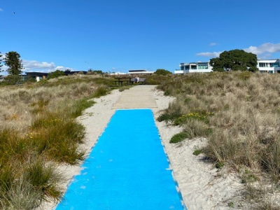 Beach access mat